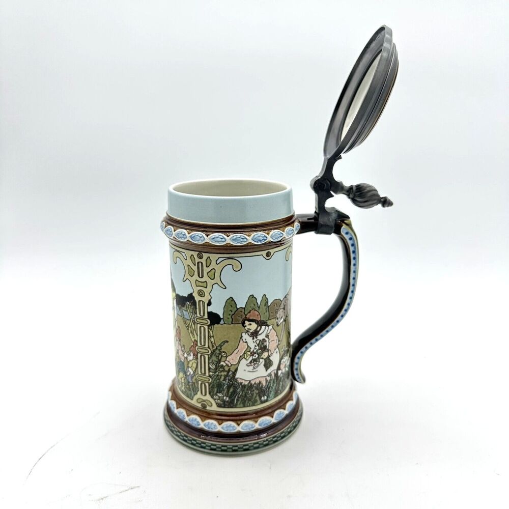 1980 Mettlach Villeroy & Boch Brothers Grimm Fairy Tales Lidded Stein 2901